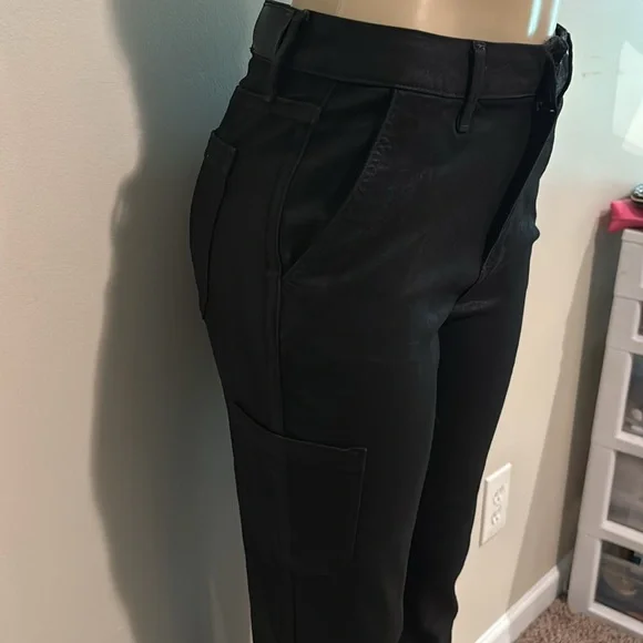 Paige Jolie Coated Straight-Leg Crop Pants size 30 - Picture 11 of 16